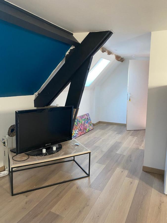 Appartement contemporain Dange-Saint-Romain Extérieur photo